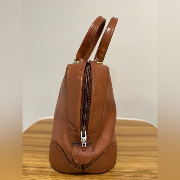 LISETTE Tan Leather Shoulder Bag - Picture 2 of 6